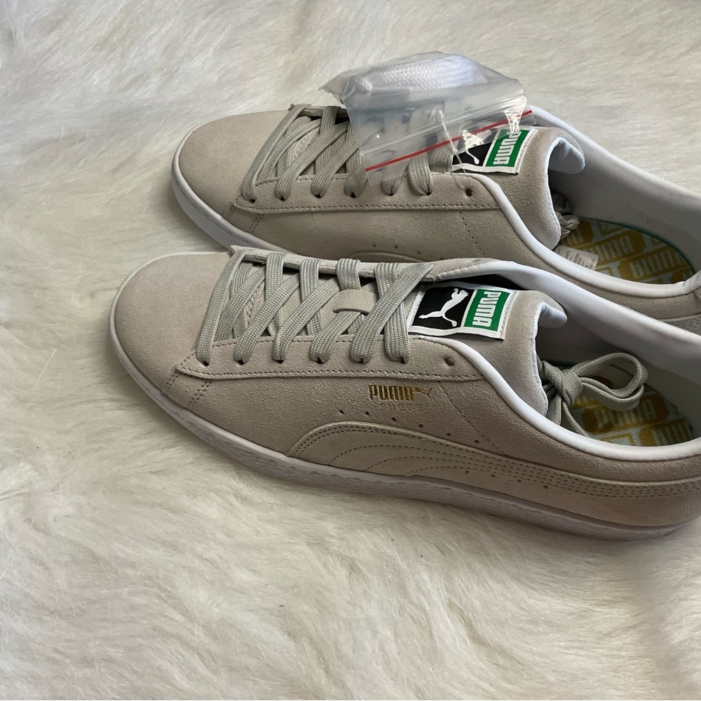 mens puma size 11.5. cream and white. brand new